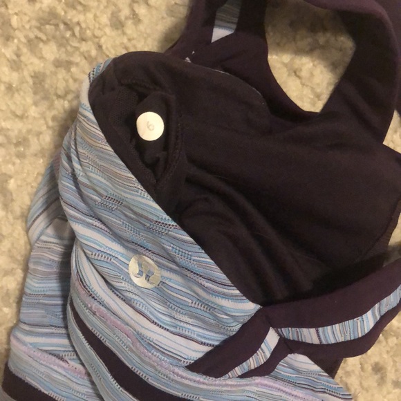 Lululemon sports bra - Picture 3 of 3